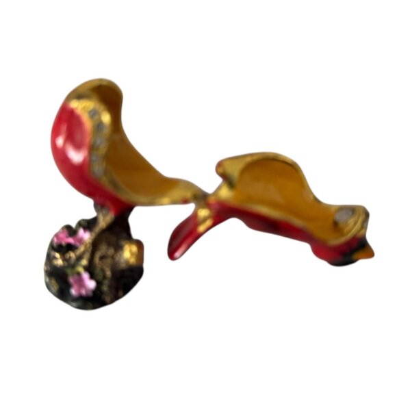 Jeweled Red Cardinal Trinket Box With Rhinestones & Floral Base - Picture 4 of 4